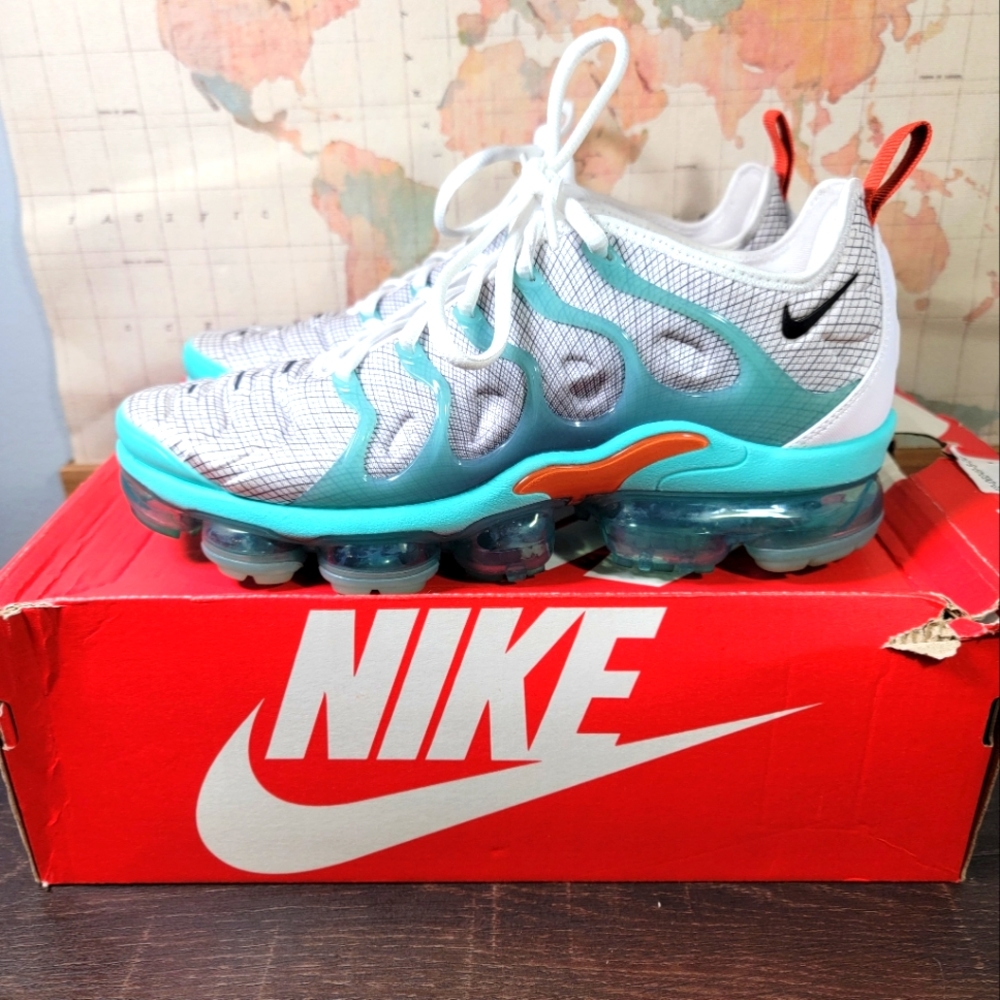 Nike Air VaporMax Plus Aurora Cosmic Clay Men's Size 8.5